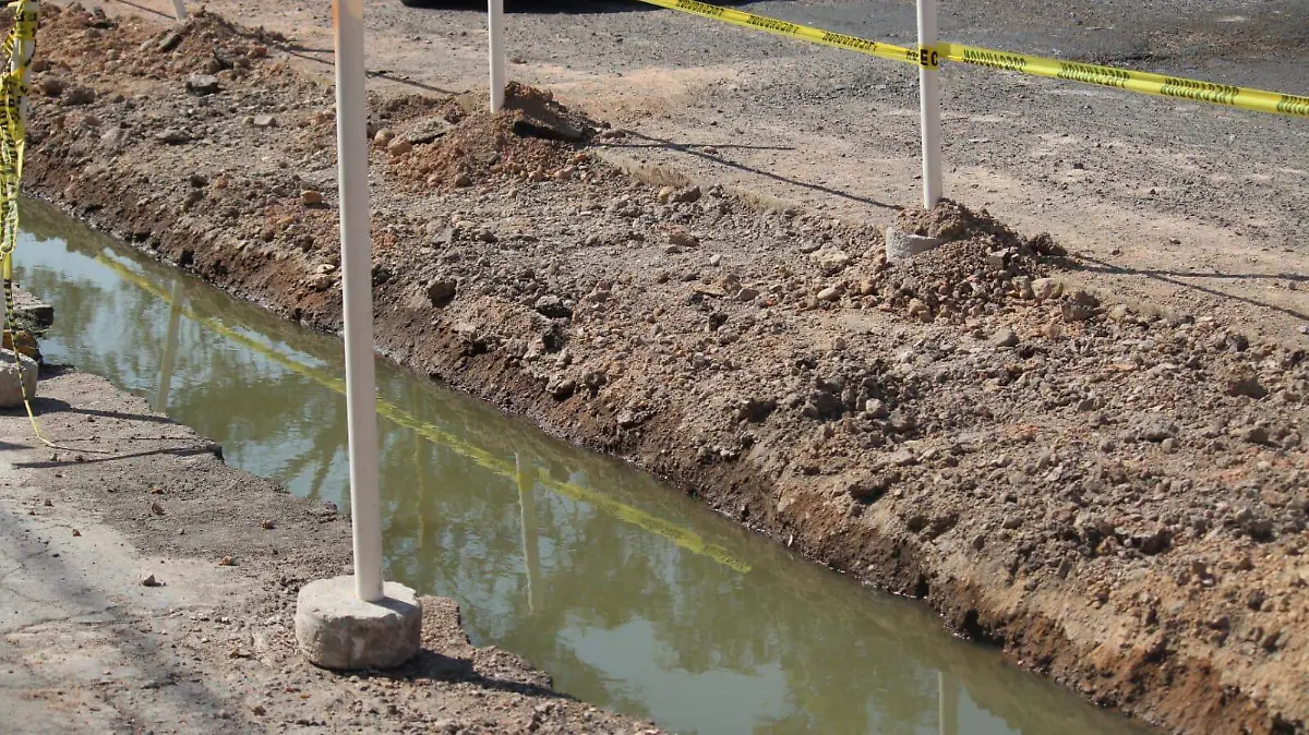 OBRAS-OBRAS PÚBLICAS-AGUAS NEGRAS