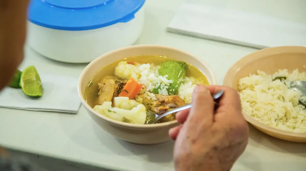 COMEDORES-COMUNITARIOS-ABUELITOS