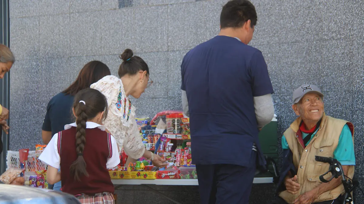 BEBIDAS AZUCARADAS Y COMIDA CHATARRA