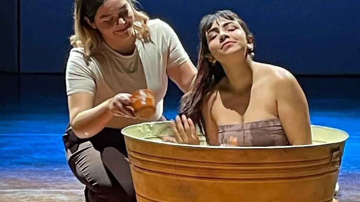 AGUAS-ENCUENTRO DE MUJERES-TEATRO