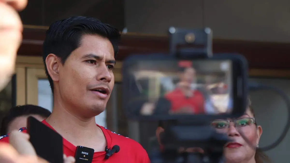 MAESTROS-JORGE LUIS MARTÍNEZ