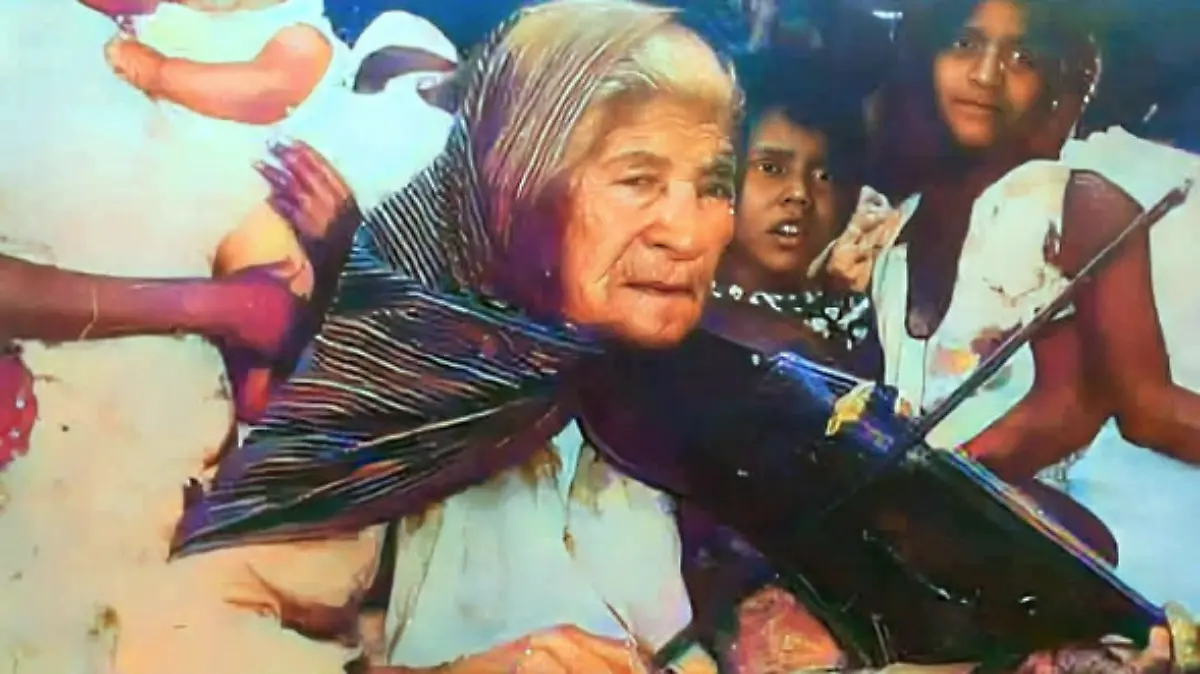 ROSA QUIRINO-MARIACHI