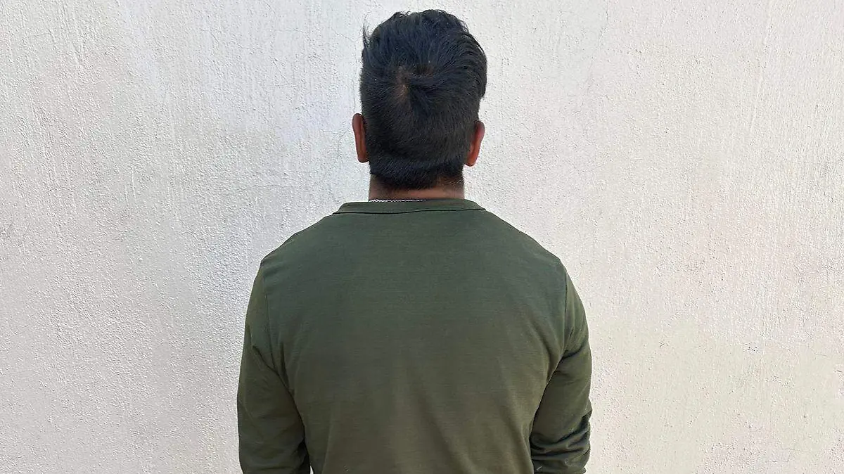 ARMAS-MACHETE-DETENIDO