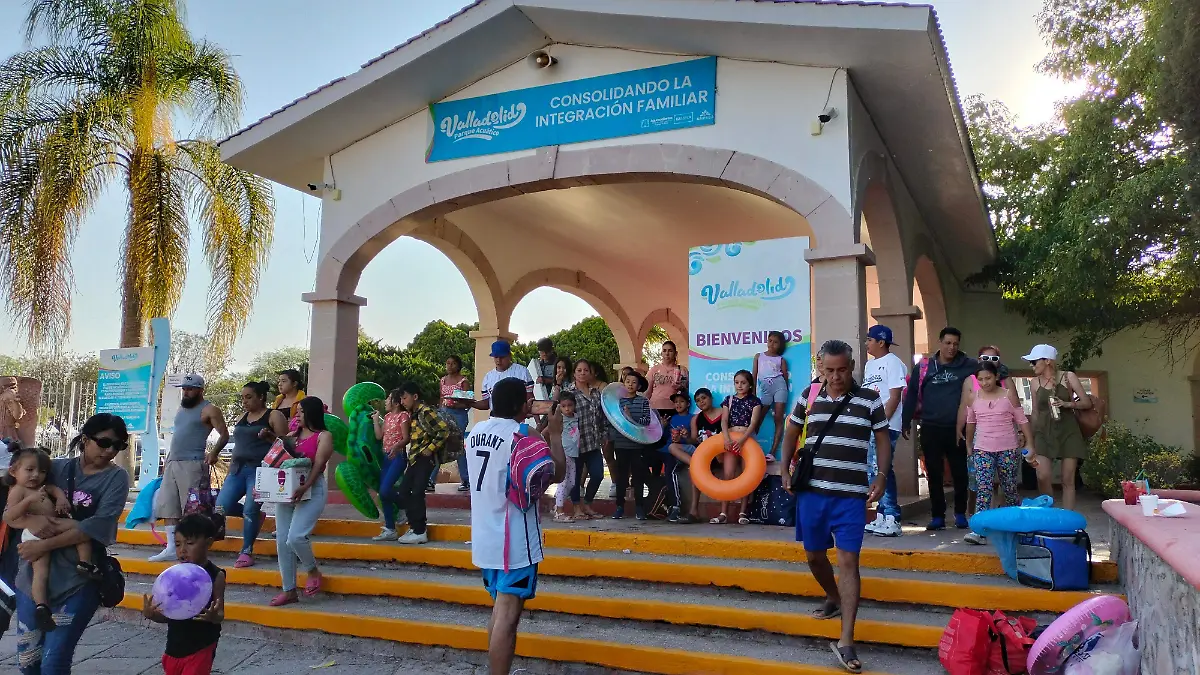 BALNEARIO-AGUAS TERMALES