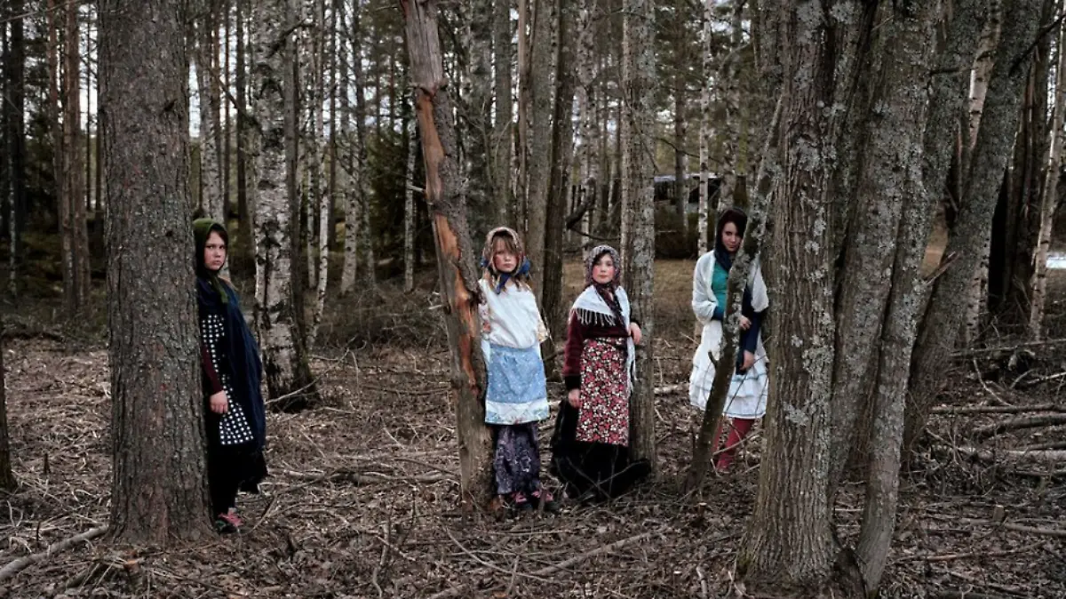 BRUJAS EN PASCUA-SUECIA