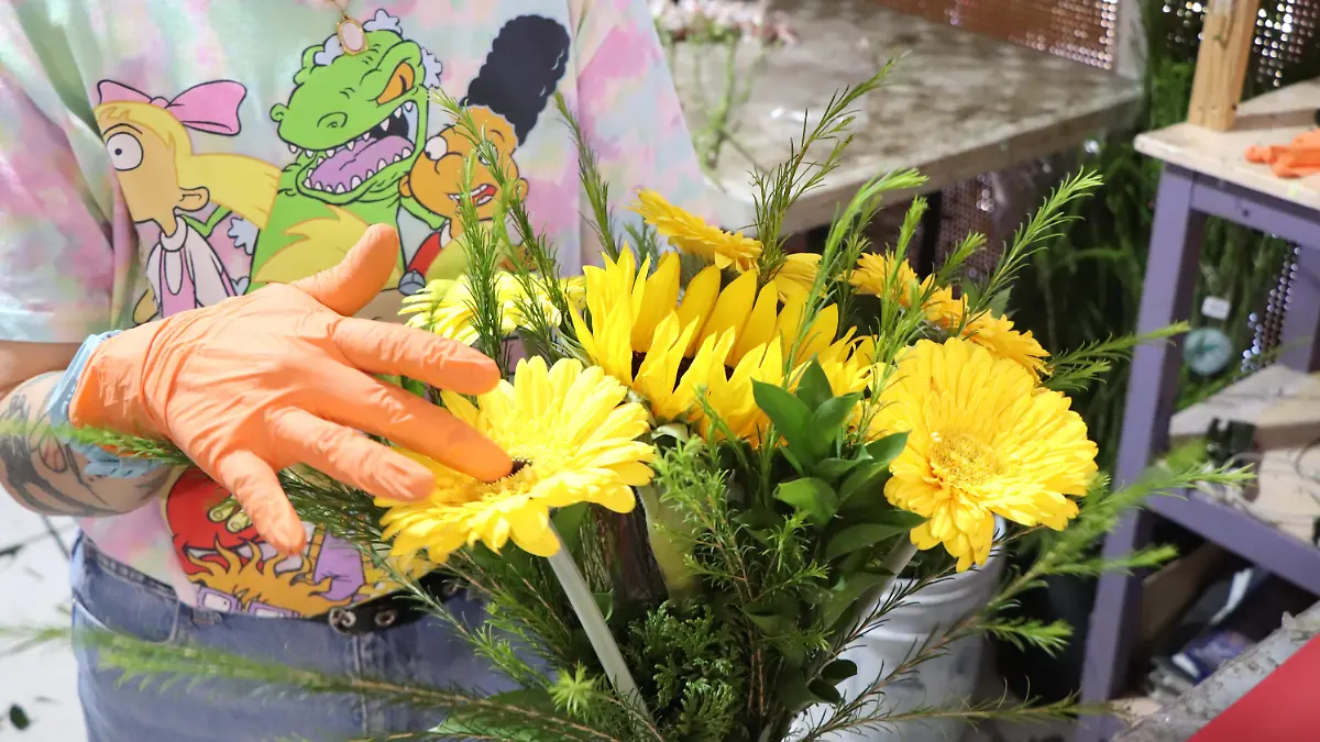 FLORES AMARILLAS-REGALOS