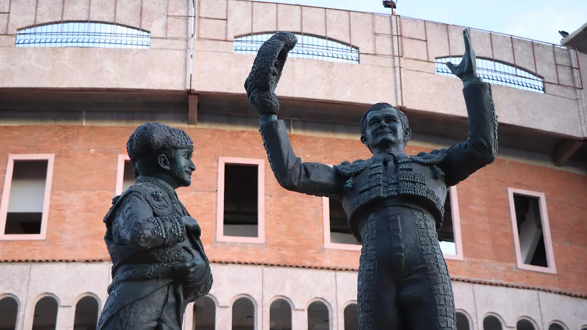 CORRIDAS DE TOROS-TOROS-AGS