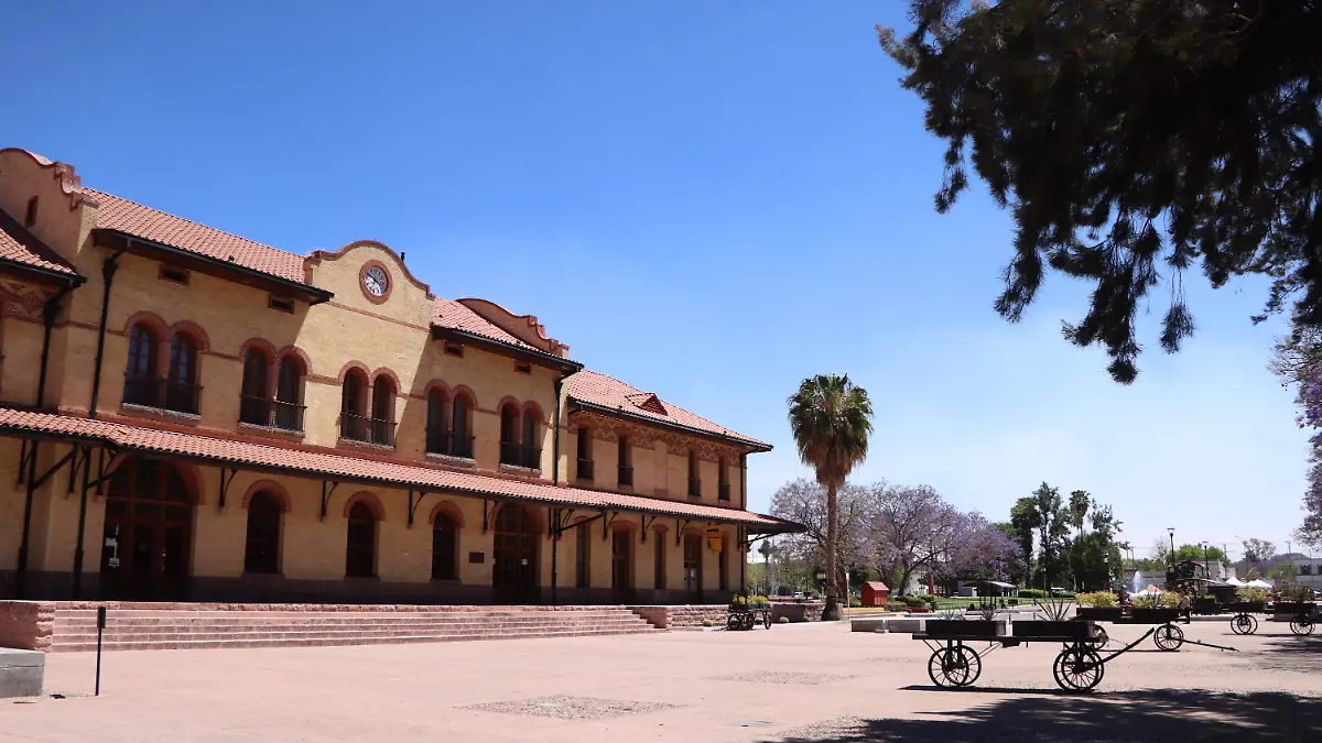 Descubre la Plaza de las Tres Centurias, un ícono histórico y cultural de Aguascalientes