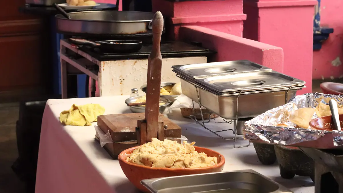 UTENSILIOS TRADICIONALES-ALIMENTOS MEXICANOS