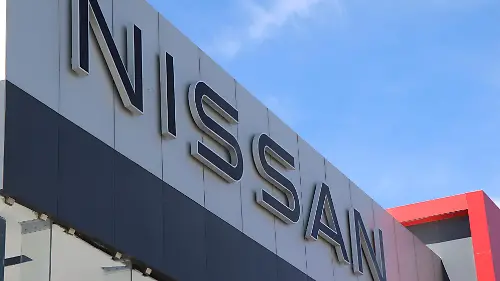 NISSAN (4)