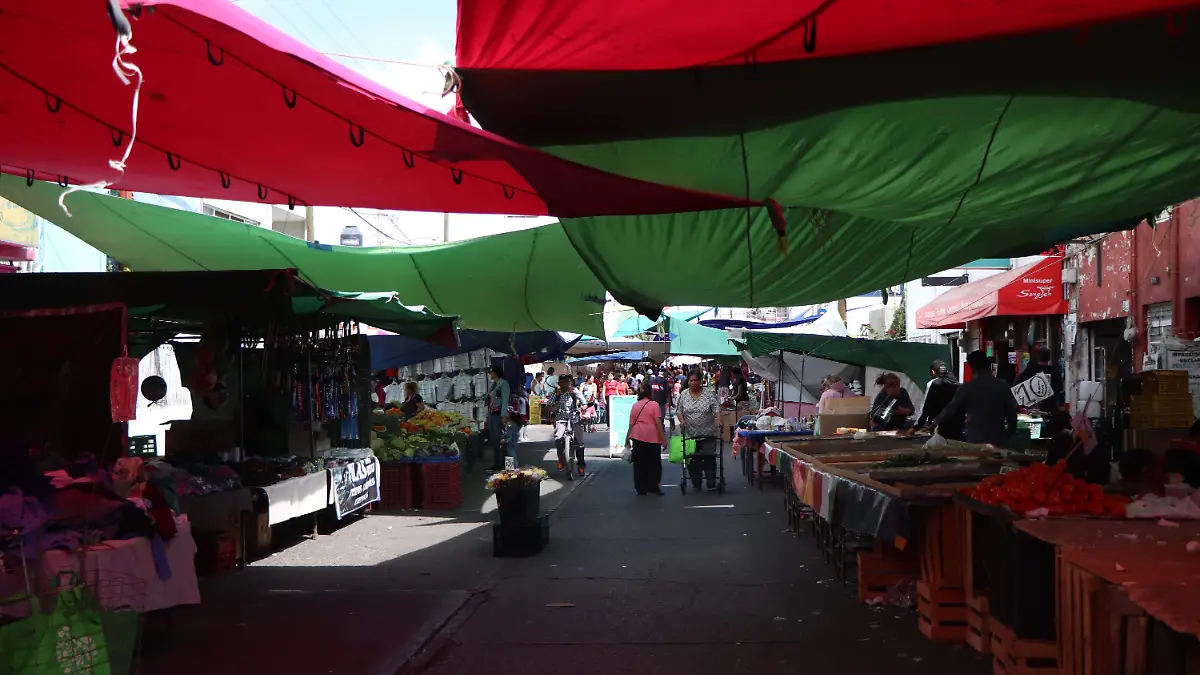 TIANGUIS-TIANGUISTAS-COMERCIANTES