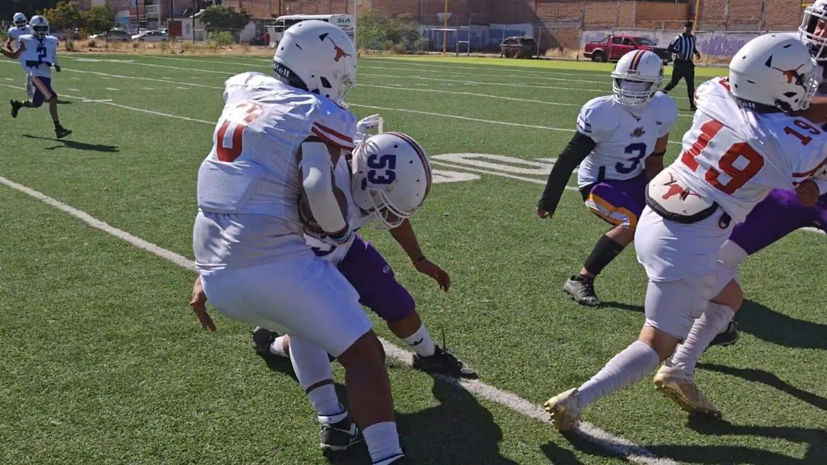 CUERNOS LARGOS-FUTBOL AMERICANO