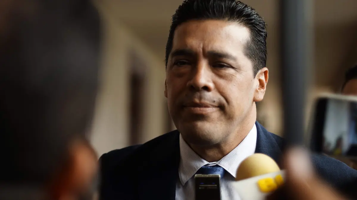 LEO MONTAÑEZ CASTRO