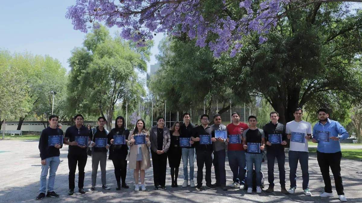 ALUMNOS UAA-RECONOCIMIENTOS