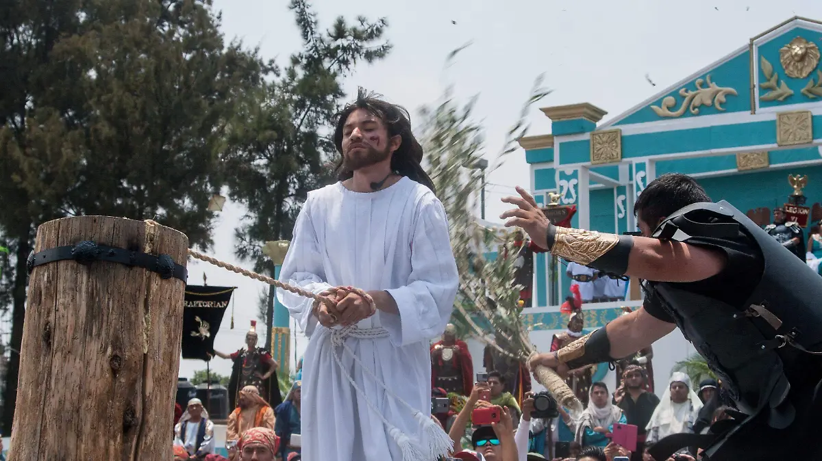 VIACRUCIS-IZTAPALAPA-TRADICIONES