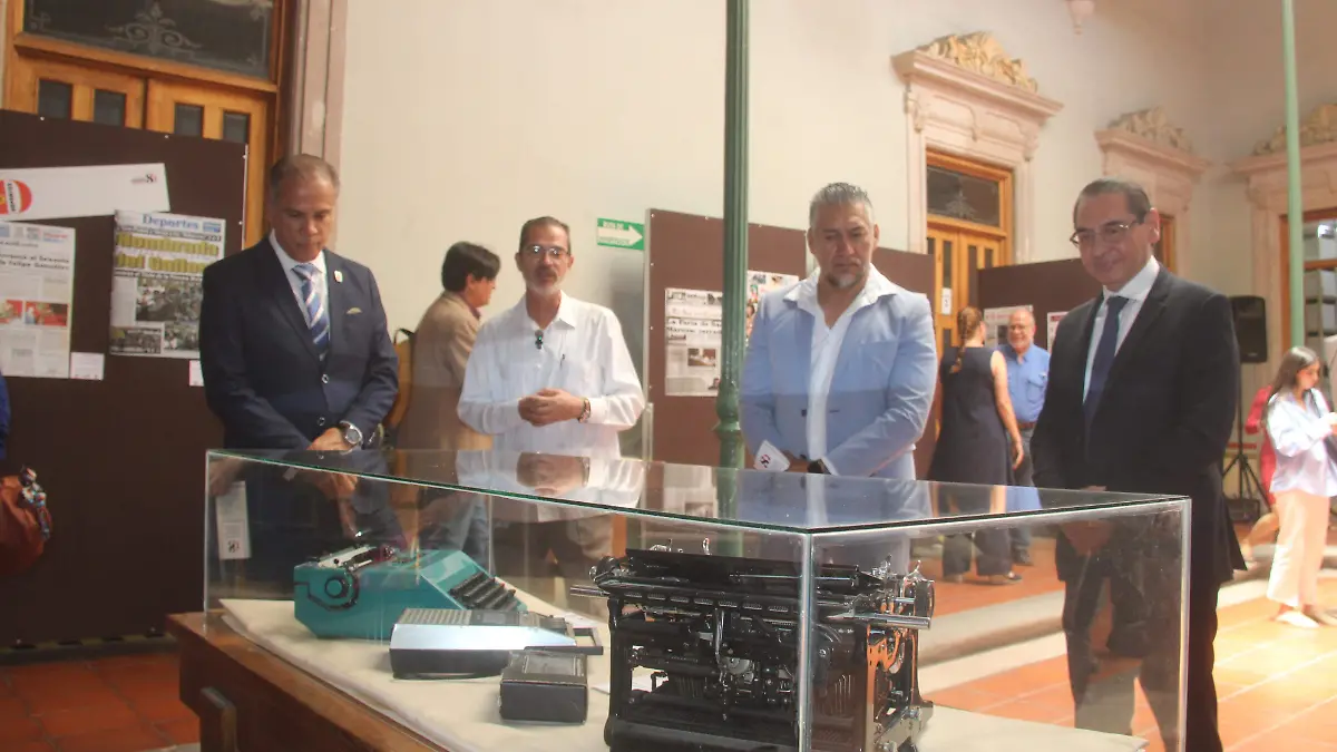 EXPOSICION-EL SOL DEL CENTRO-ANIVERSARIO