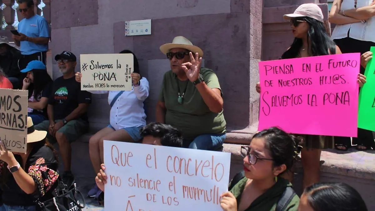 SALVEN LA PONA-MANIFESTACIÓN