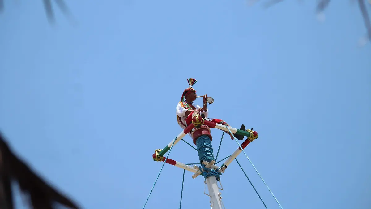 VOLADOR DE PAPANTLA-TRADICIÓN