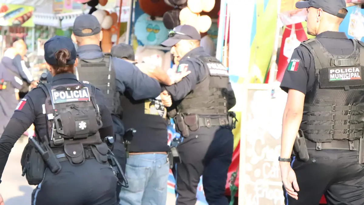 DETENIDOS FERIA 2