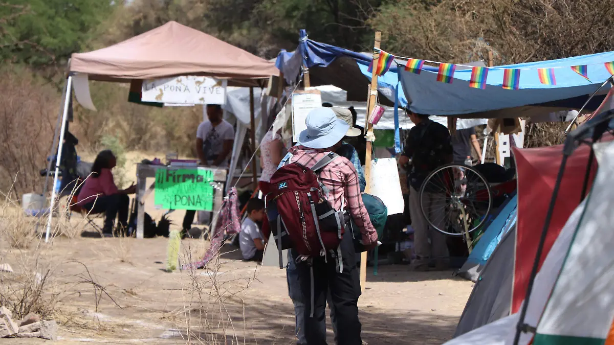 CAMPAMENTO 4