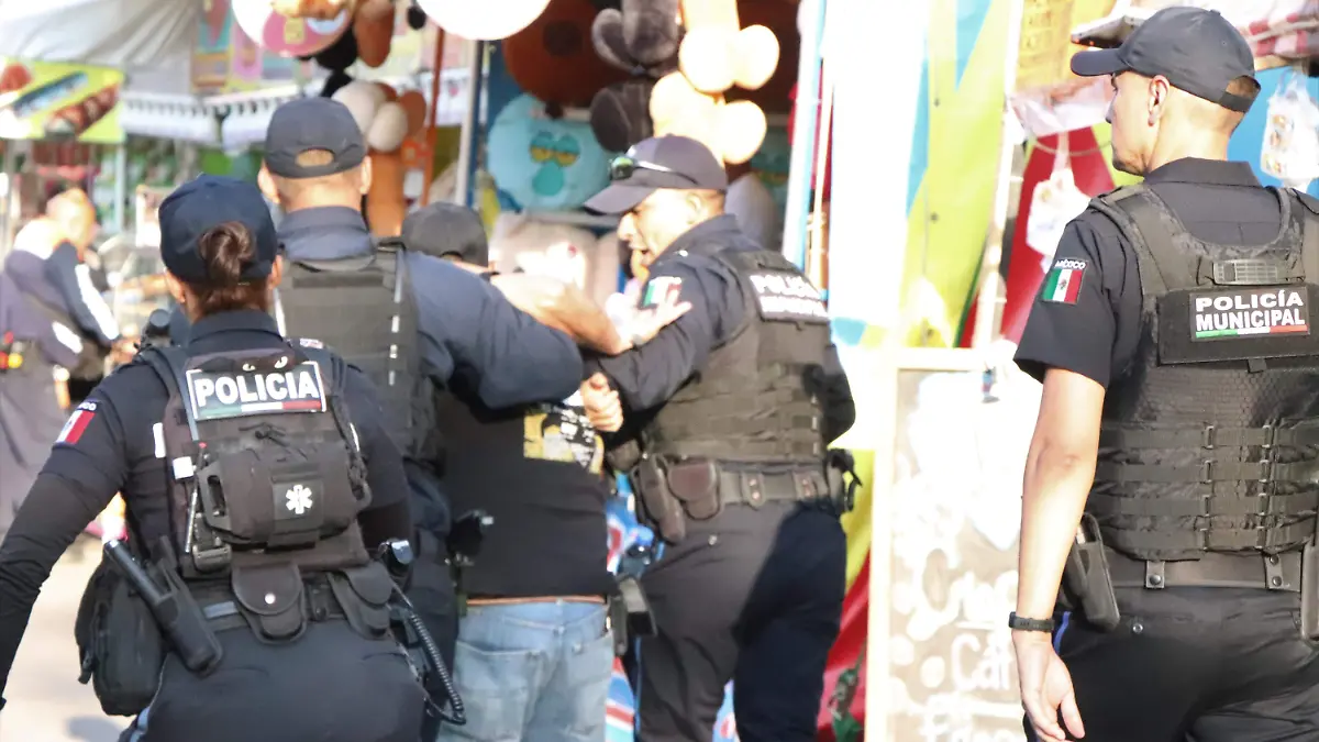 DETENIDOS (3)