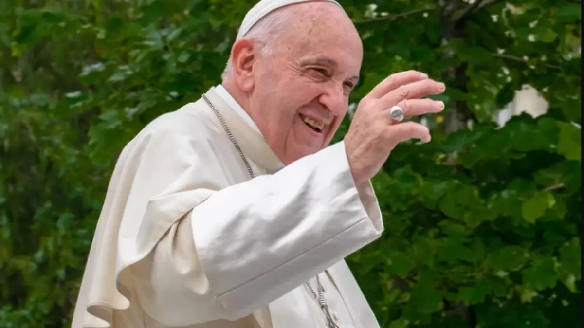 PAPAS-CURIOSIDADES-IGLESIA