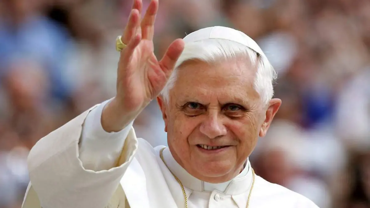 PAPAS-CURIOSIDADES-IGLESIA