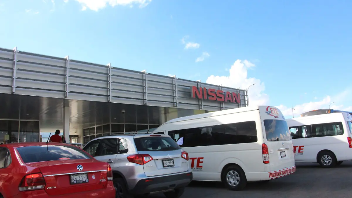 NISSAN (23)