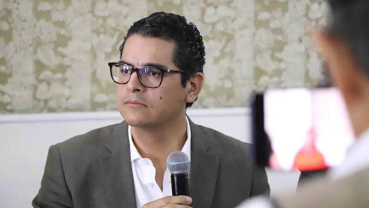 ENRIQUE GALO