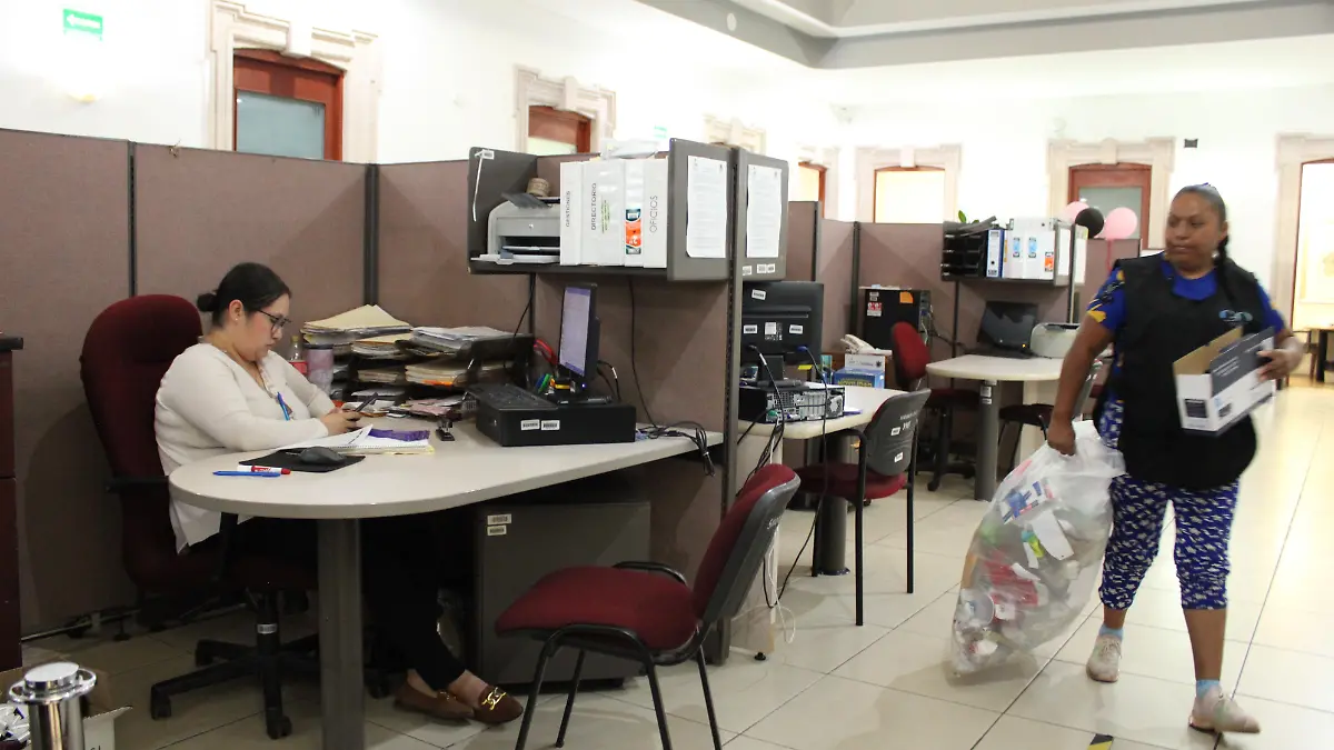 TRABAJADORES CONGRESO-DESPIDOS