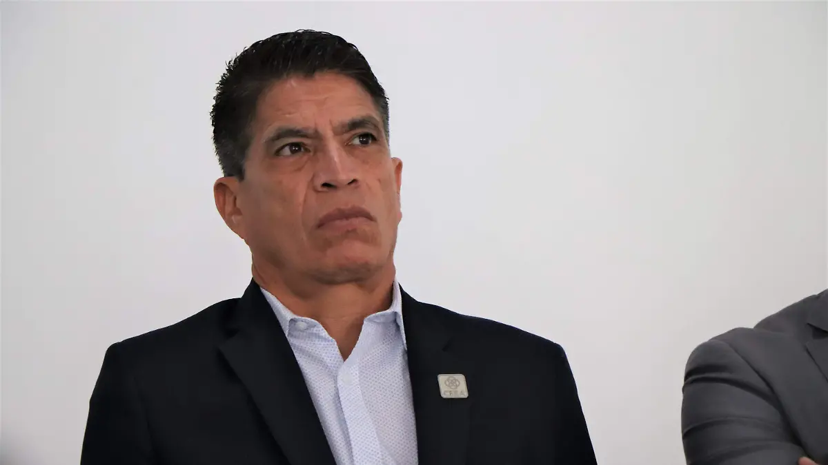 EDUARDO LLAMAS ESPARZA 