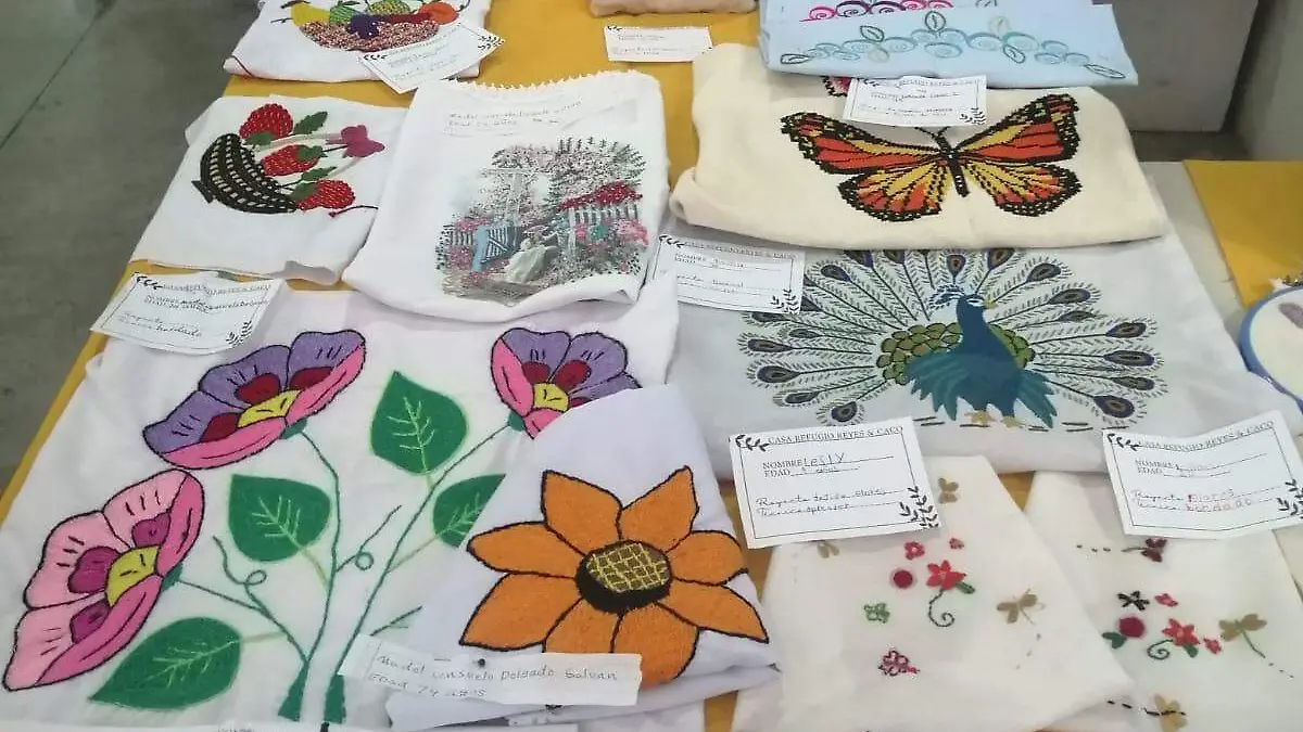 BORDADO-TALLER-ARTESANÍAS