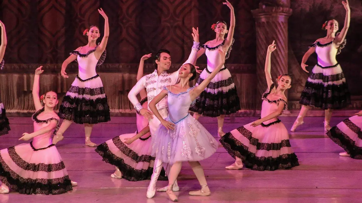 GALA-BALLET-LAURENCIA