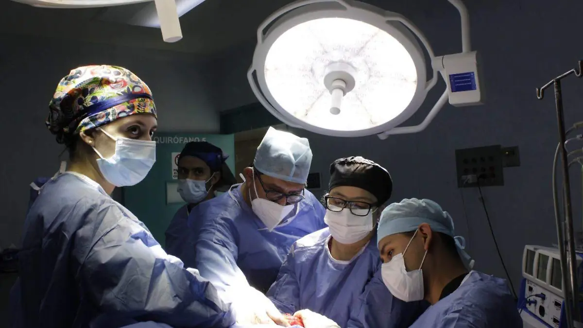 REPORTAJE-IJGR-ABDOMINOPLASTIA-01