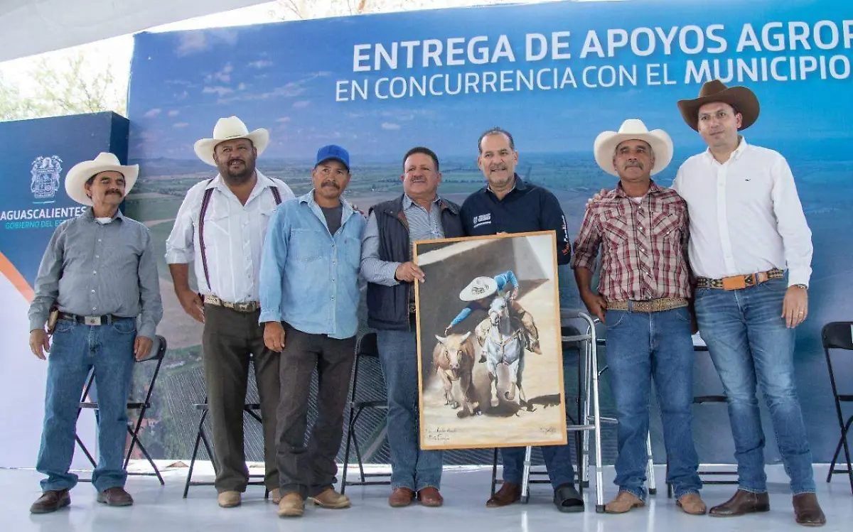 GOBIERNO3215