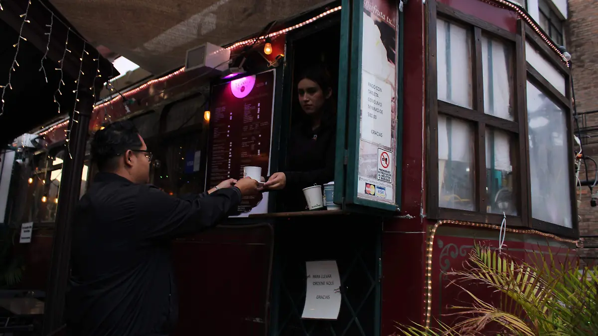 CAFÉ TRANVÍA-TRES CENTURIAS