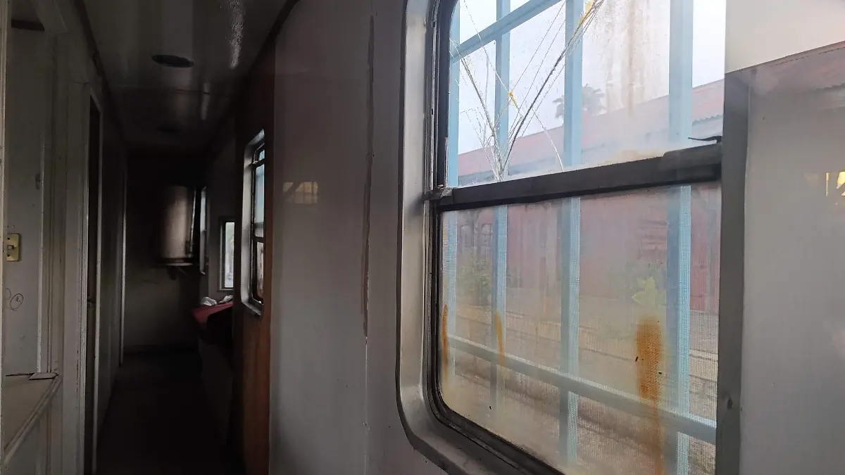 VAGONES-FERROCARRIL-TRES CENTURIAS