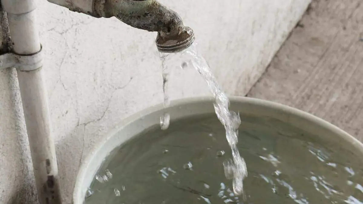 AGUA-LLAVE-DESABASTO