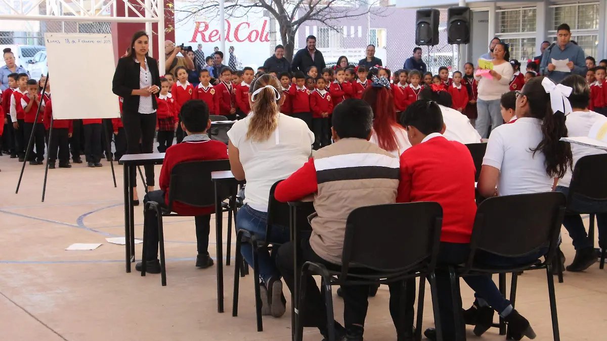 ESTUDIANTES-VACACIONES-INVIERNO