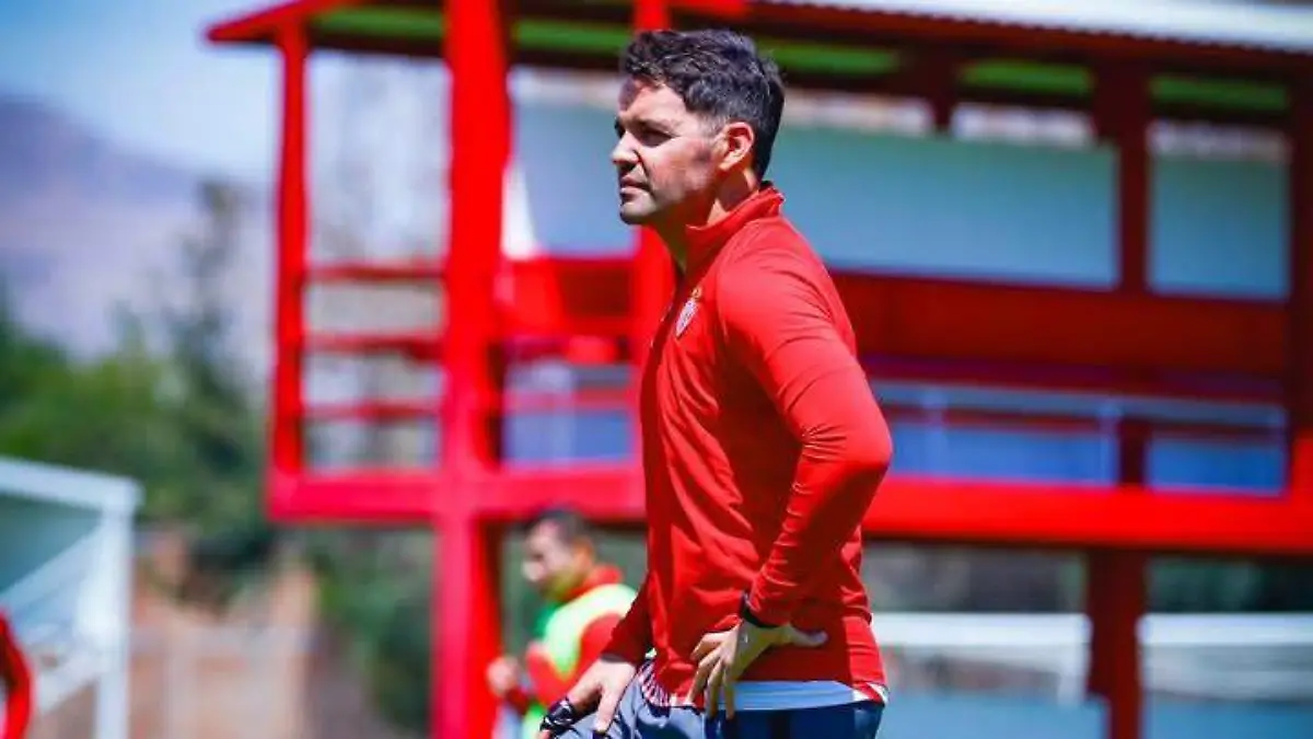 TÉCNICO-NECAXA-NICOLÁS LARCAMÓN