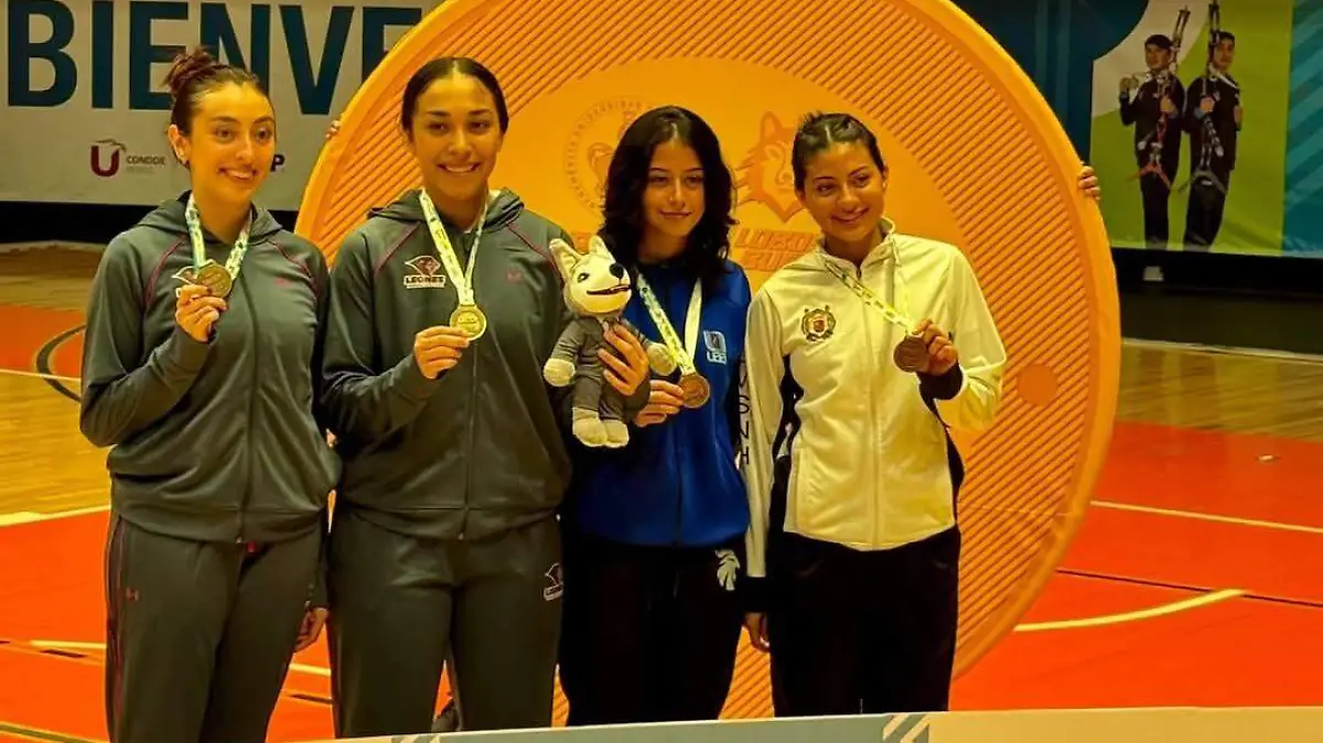 BADMINTON-SELECCIÓN-MEDALLAS