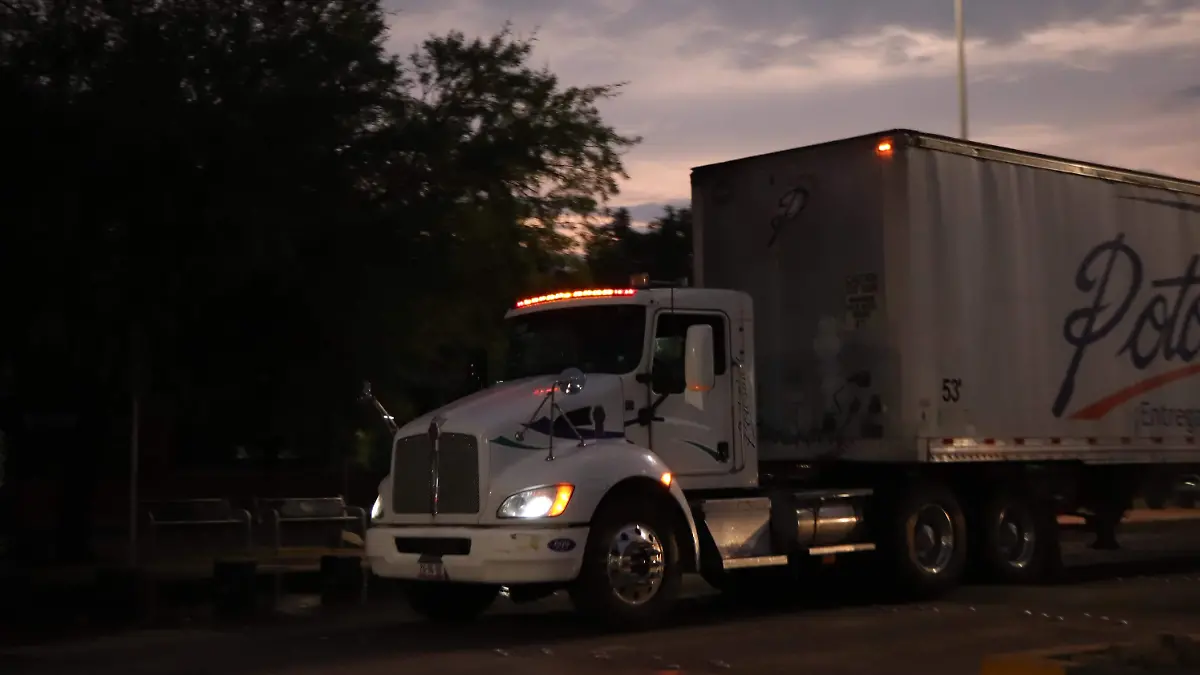 MANO DE OBRA TRAILERS-AGUASCALIENTES