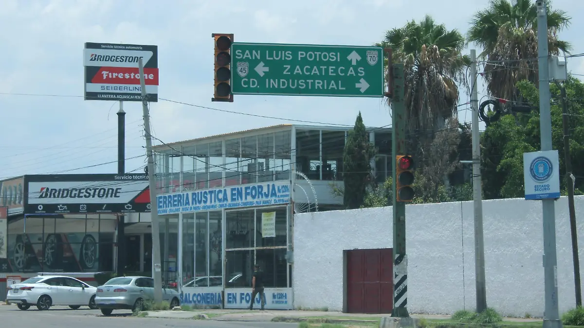 SEMAFOROS_VIALIDAD_CALLES