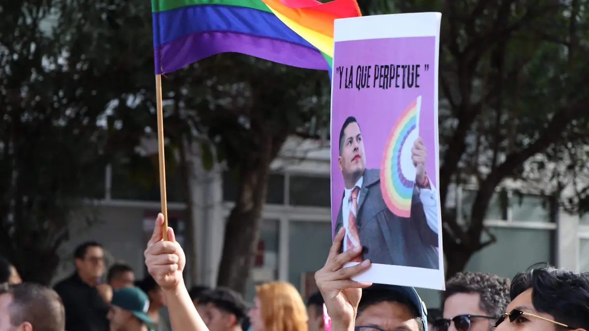 COMUNIDAD LGBTQ-DIVERSIDAD