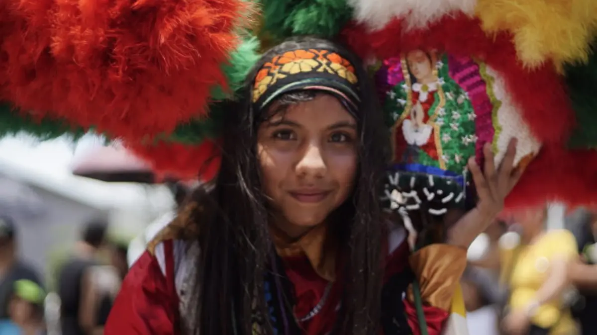 GENTE FELIZ YELLOW DAY