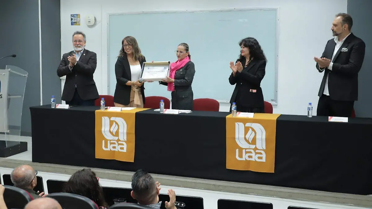 UAA INGLES