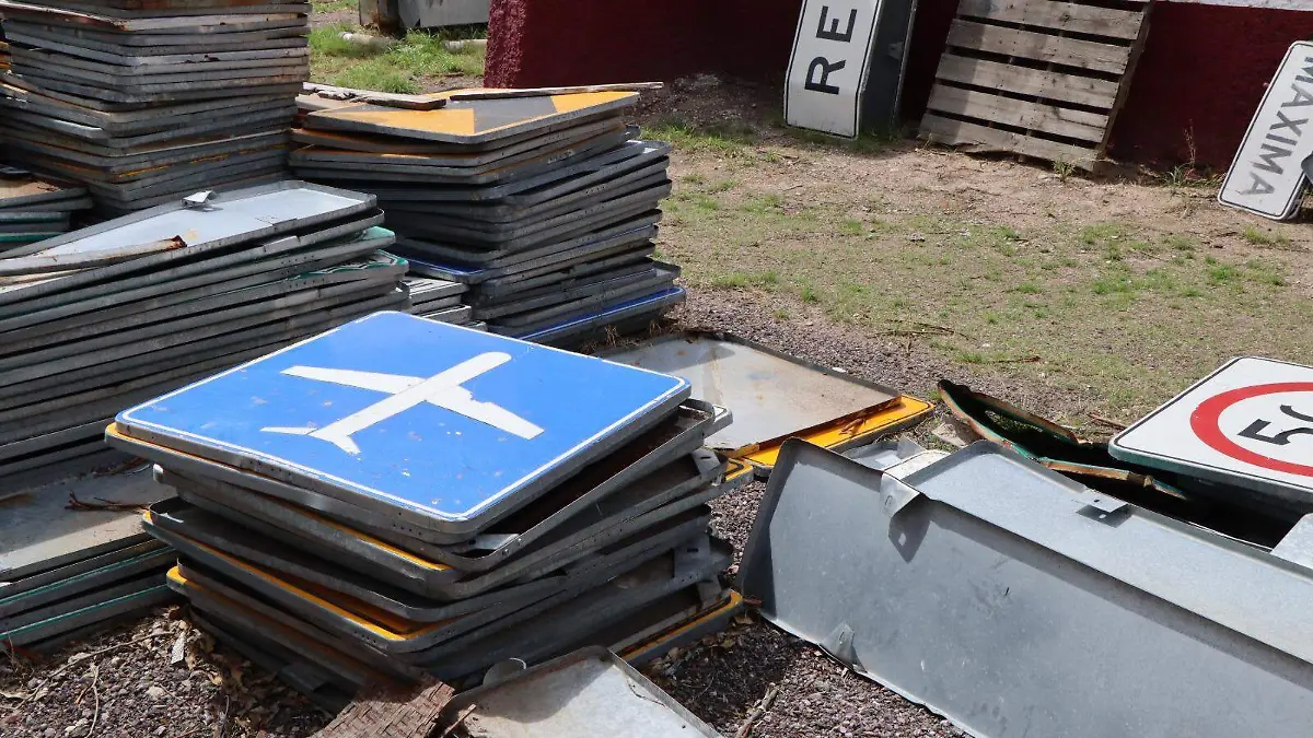 SEÑALETICAS DAÑANAS_VANDALIZADAS