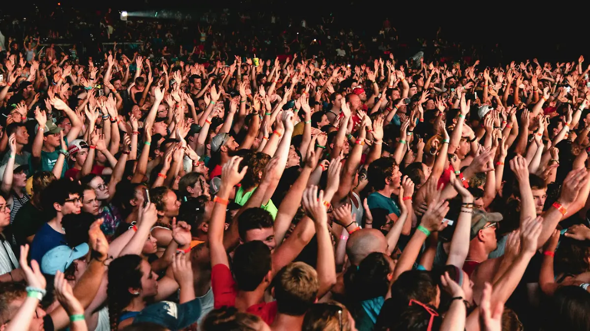 CONCIERTO-MUSICA-GENTE