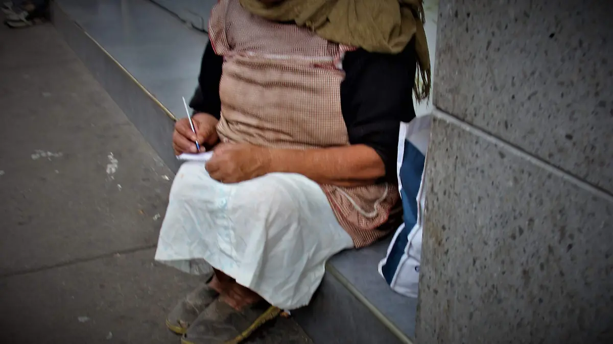 ADULTOS Y NIÑOS POBREZA_DIF