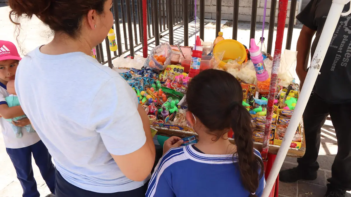 AMBULANTES ESCUELAS_COMIDA CHATARRA